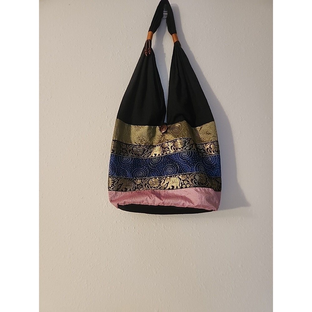 UNBRABRANDED WOMANS OBER THE SHOULD BAG OR TOTE BLACK WITH NICE DESIGN